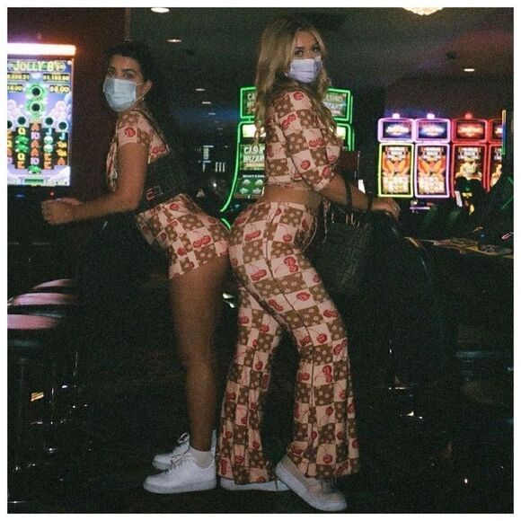 NWT OMighty Cherry Check Flare Wide Leg Pants Sz Small - Picture 4 of 5